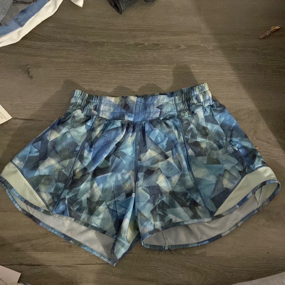 Lululemon hotty hot shorts